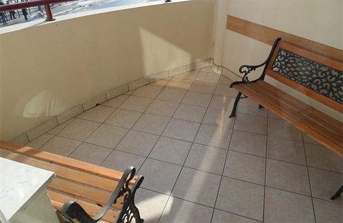 Voyager Bed & Breakfast Novi Sad Extérieur photo