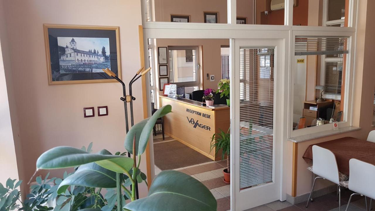 Voyager Bed & Breakfast Novi Sad Extérieur photo