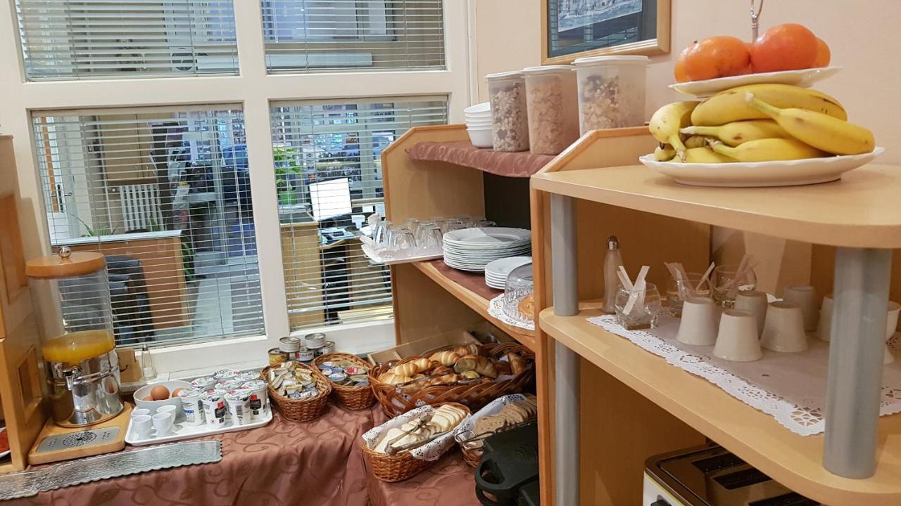 Voyager Bed & Breakfast Novi Sad Extérieur photo