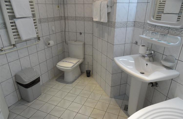 Voyager Bed & Breakfast Novi Sad Extérieur photo